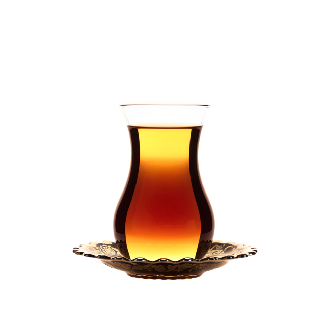 Armudu stəkanda çay